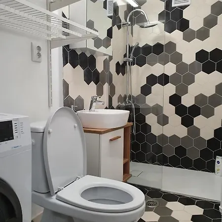 Brand New Boheme Appartment In The Verry Down Town. דירה בוקרשט